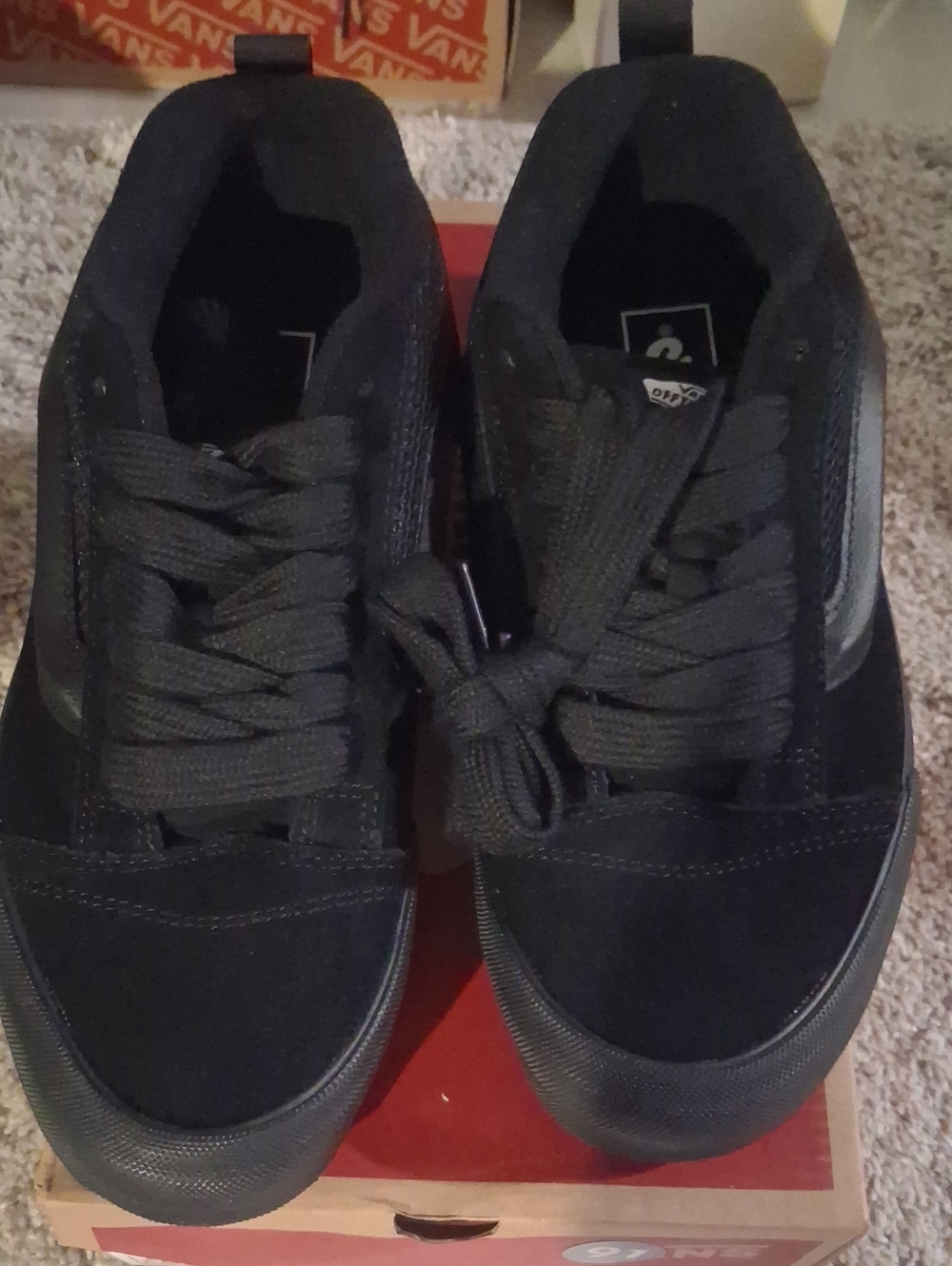 Vans Knu Skool In Black With Gum Bottom 7.5 Men 9 Women